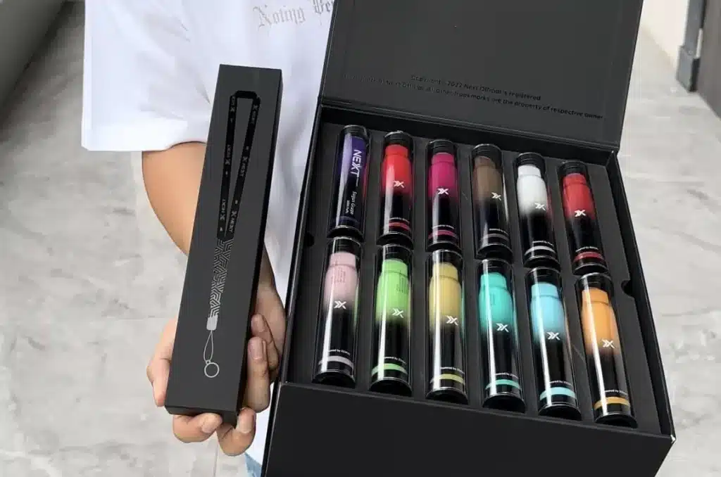 Next 6000 Puffs Limited Edition (1 กล่อง 12 ชิ้น) 12 next 6000 puffs limited edition ชุดเซตบุหรี่ไฟฟ้าใช้แล้วทิ้งจำนวนจำกัด